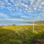 Ferienhaus Jacuzzi, Fjord View & Northern Lights - Close To & North Cape *