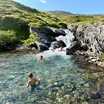 Prázdninový dům Jacuzzi, Fjord View & Northern Lights - Close To & North Cape Hammerfest