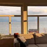 Jacuzzi, Fjord View & Northern Lights - Close To & North Cape *