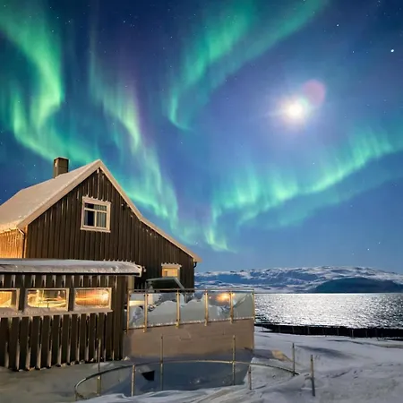 Nyaraló Storbukta Arctic *
