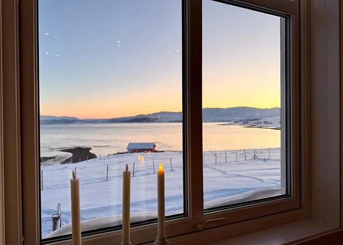 Jacuzzi, Fjord View & Northern Lights - Close To & North Cape Hammerfest